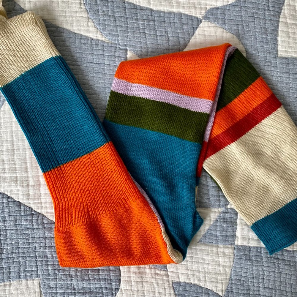 ❌ SOLD ❌ FaB Knitwear - Ballet Warmup - Medium